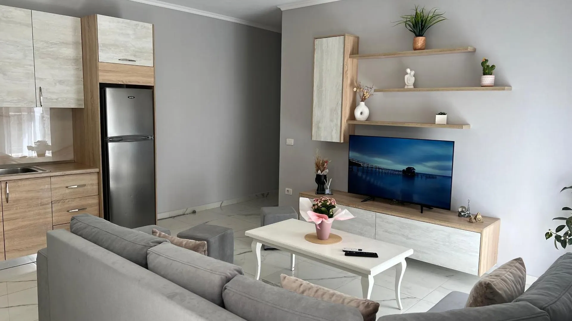 Meri'S City Center Apartment Shkoder